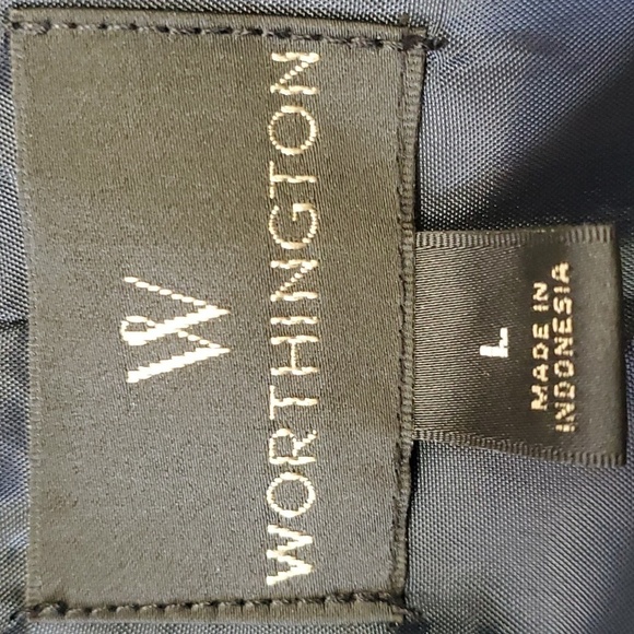 Worthington women's blazer. Navy blue and white striped. Big pockets size large. - Picture 7 of 7